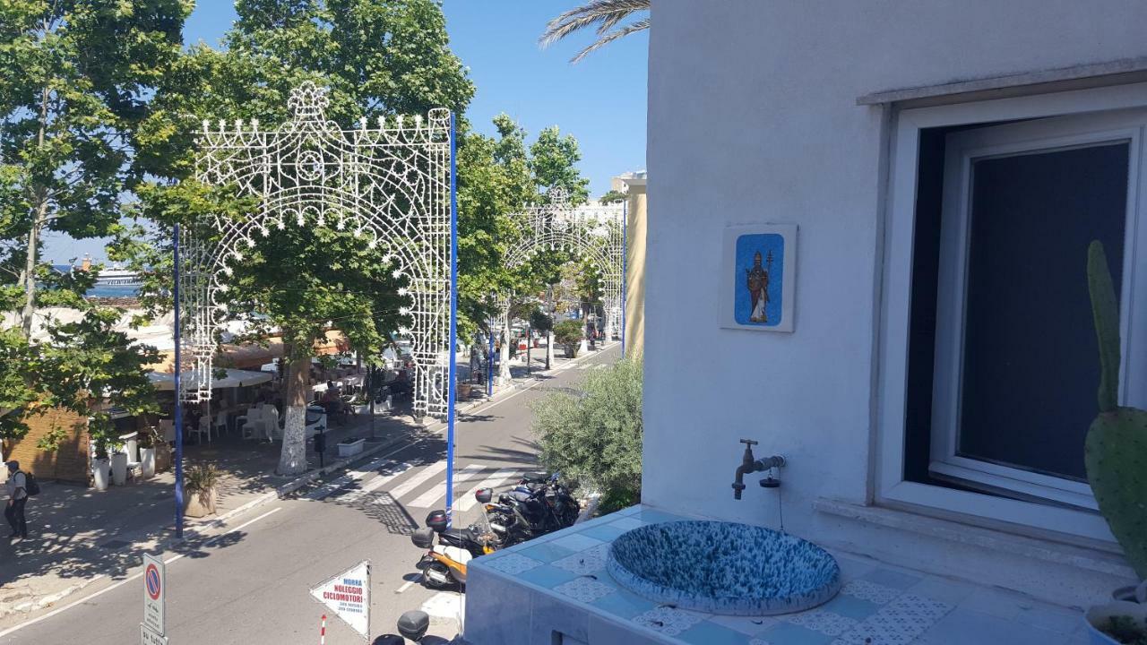 La Casa Sugli Archi Hotel Ponza Buitenkant foto